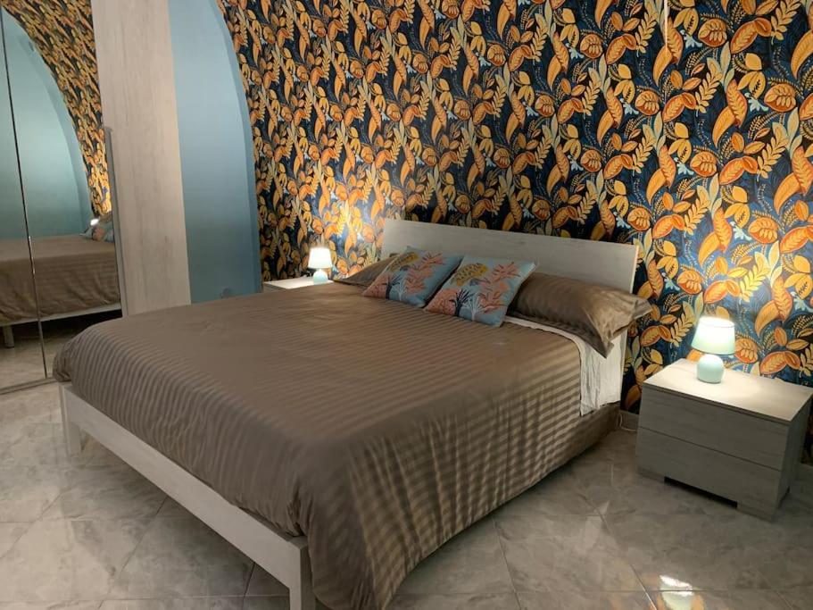 Casa - Torre Dell'Orologio Apartment คาโนซา ดิ พูเจลีย ภายนอก รูปภาพ