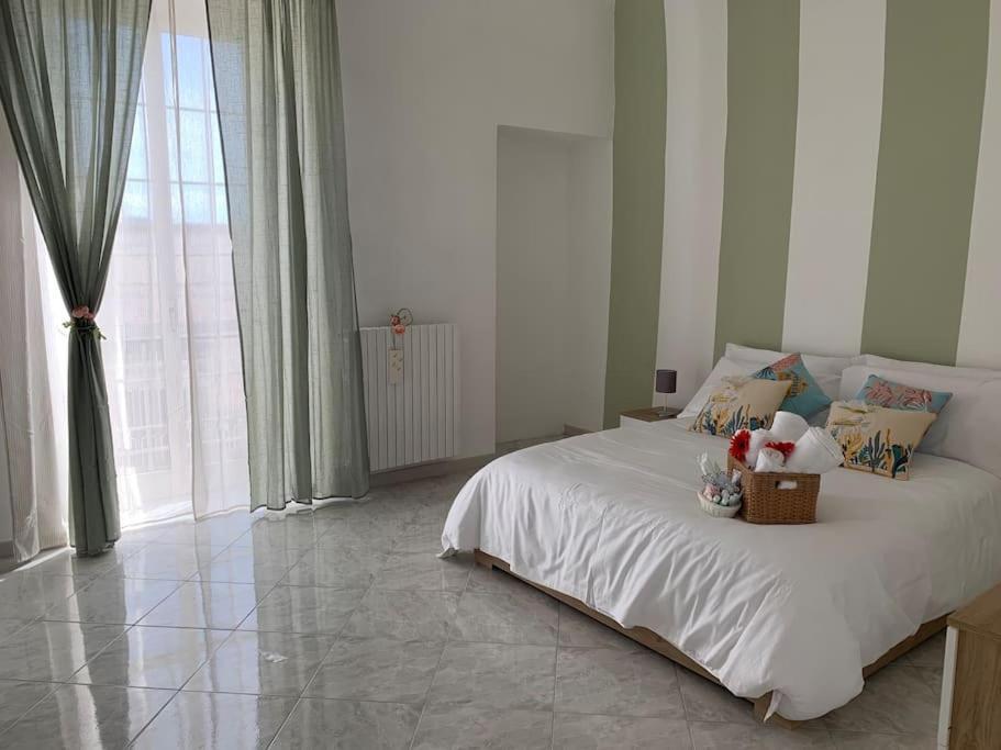 Casa - Torre Dell'Orologio Apartment คาโนซา ดิ พูเจลีย ภายนอก รูปภาพ